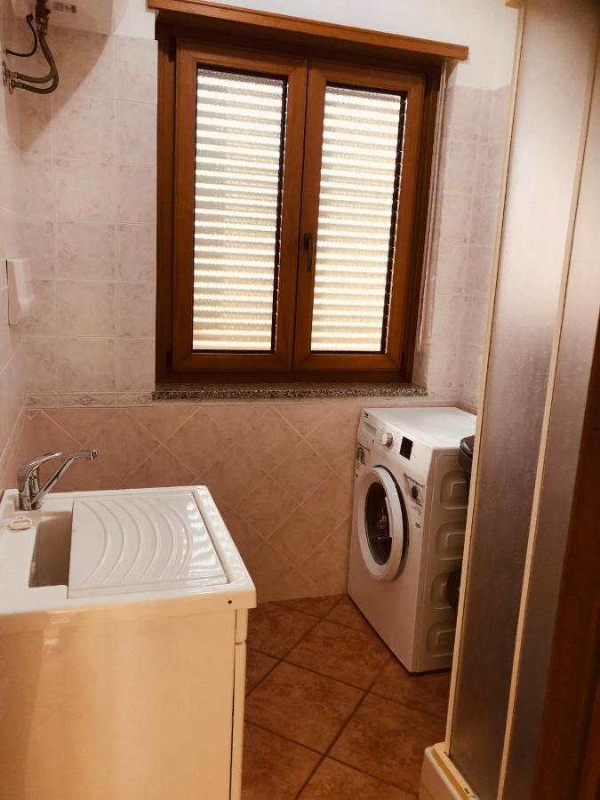 Appartamento In Centro Tortolì Buitenkant foto