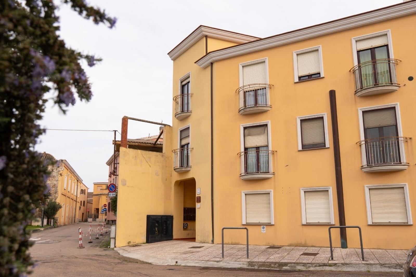 Appartamento In Centro Tortolì Buitenkant foto